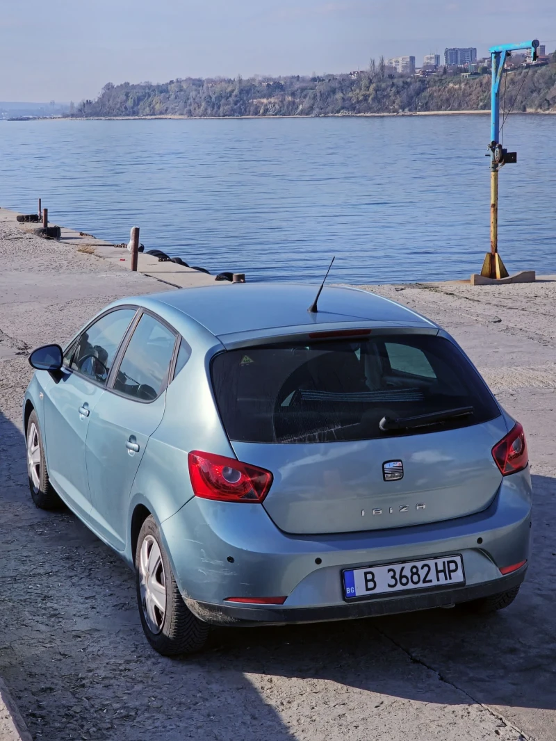Seat Ibiza, снимка 4 - Автомобили и джипове - 52944007