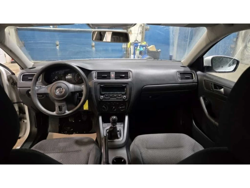 VW Jetta * Trendline/Trendline+ * CARFAX * ЦЕНА ДО БГ, снимка 10 - Автомобили и джипове - 53527592