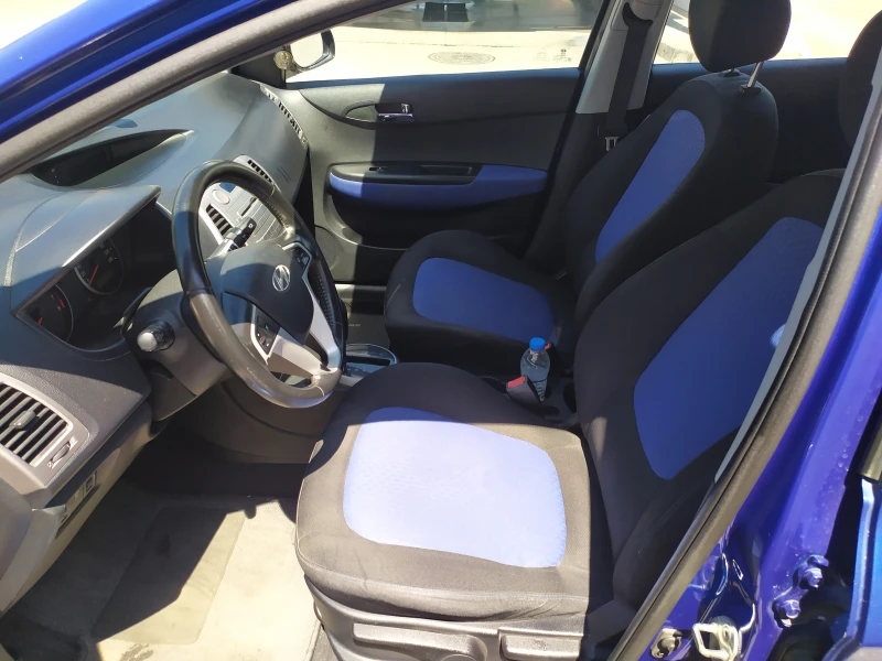 Hyundai I20 1.4 Automatic 100 коня, снимка 5 - Автомобили и джипове - 53570879