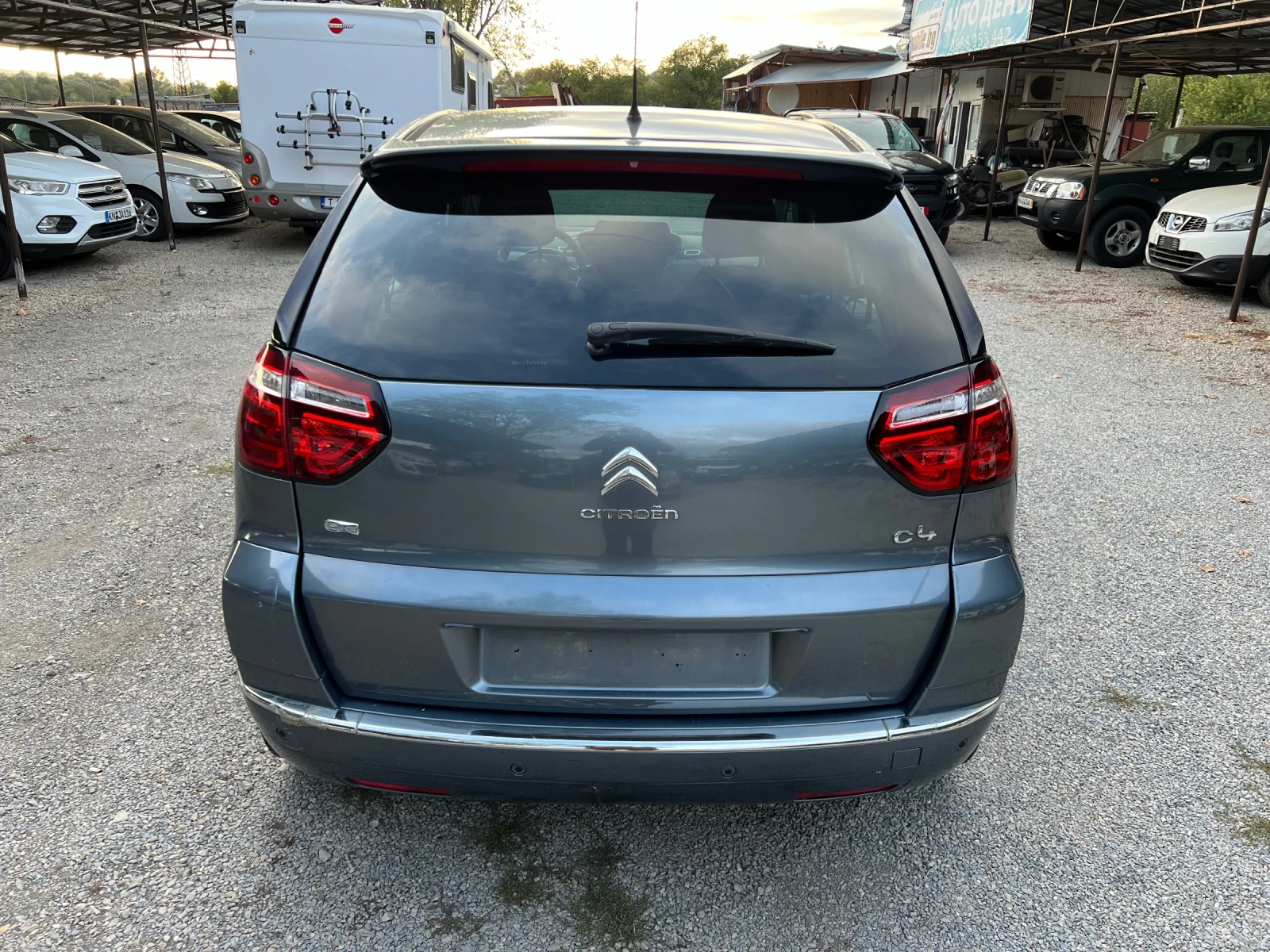 Citroen C4 Picasso 1.6HDI - изображение 6