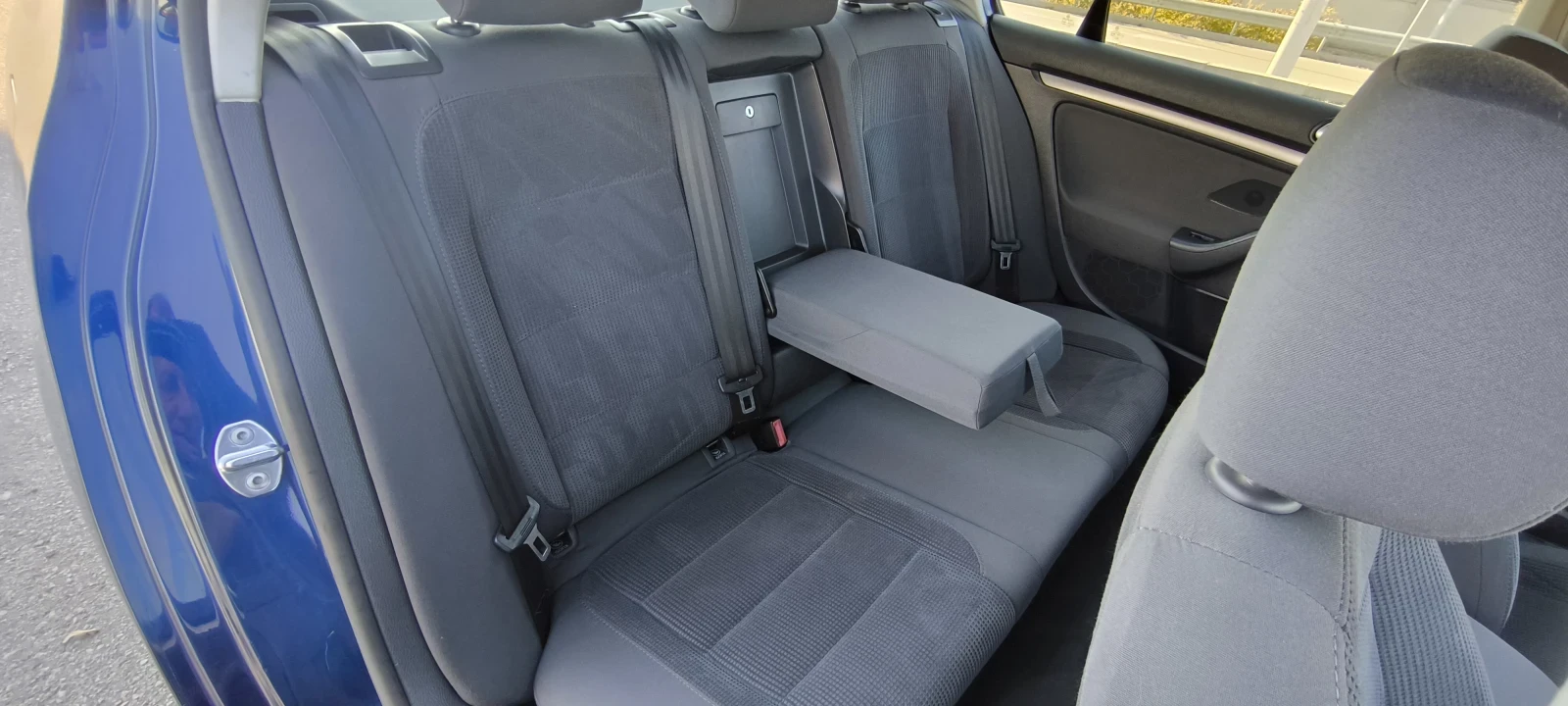 VW Jetta 2.0FSI КЛИМАТРОНИК ПОДГРЕВ | Mobile.bg — изображение 12