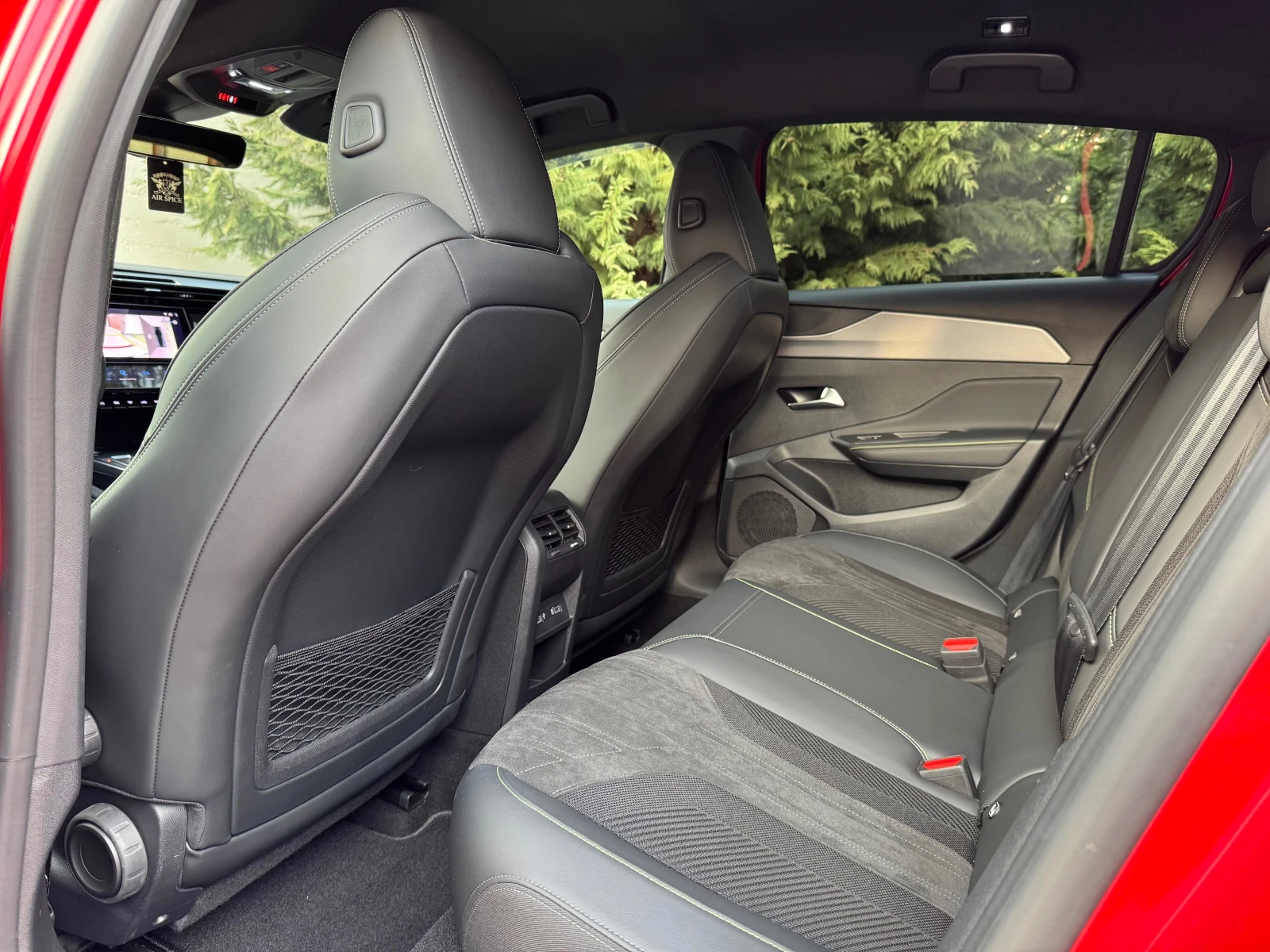 Peugeot 308 1.5HDI GT-LINE EAT8 MATRIX KEYLESS-GO  | Mobile.bg   13