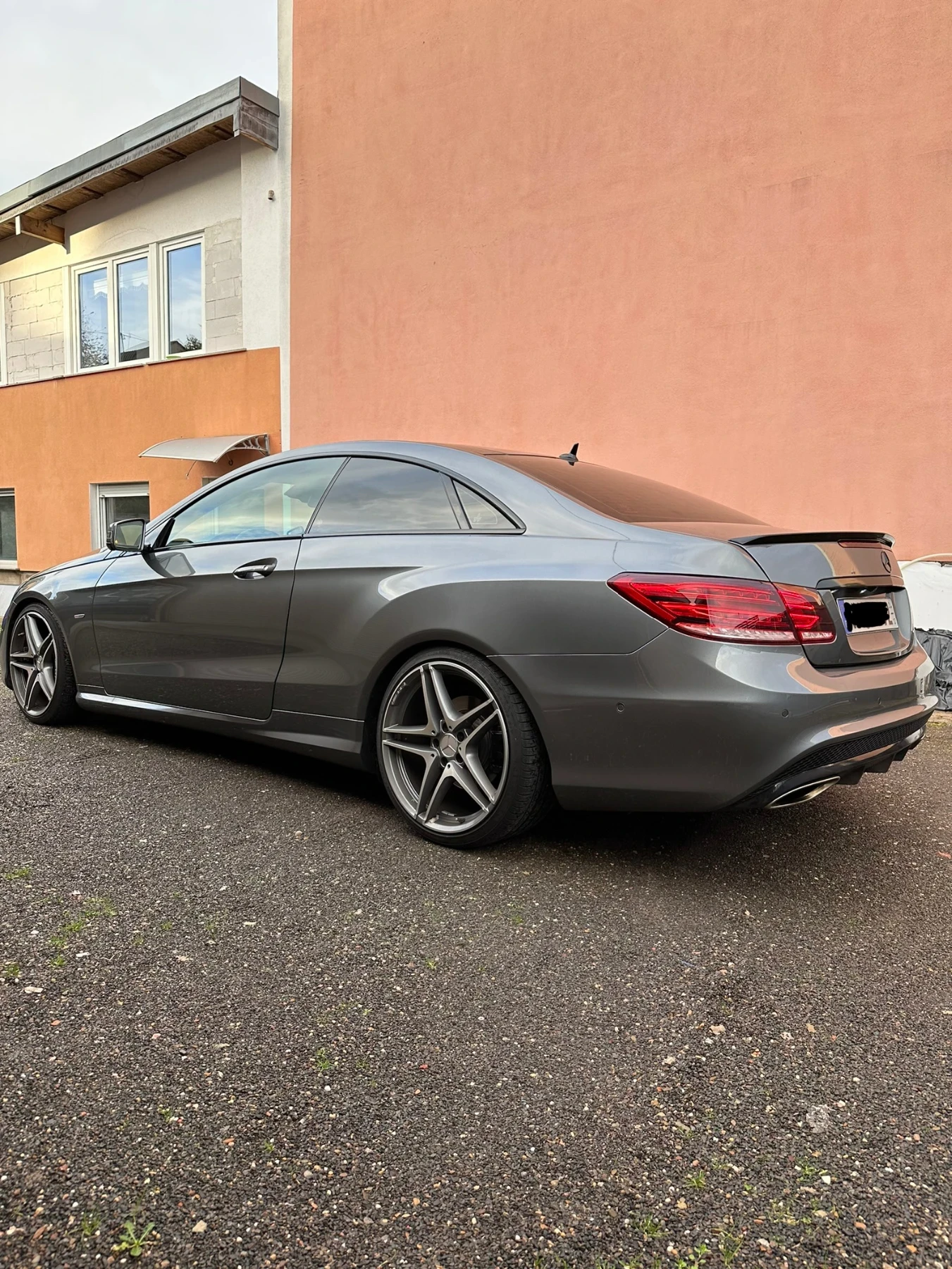 Mercedes-Benz E 400  - изображение 6