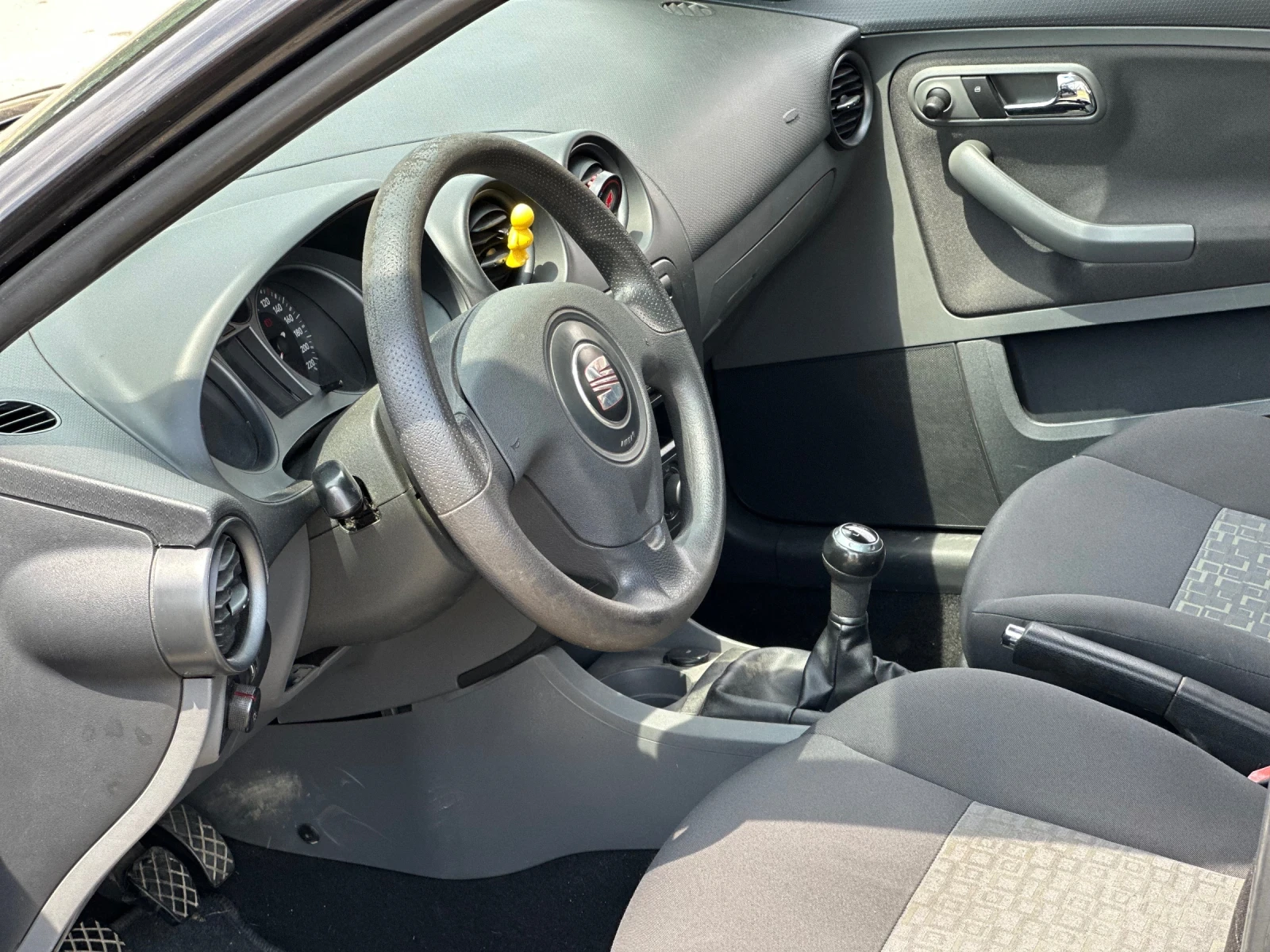 Seat Ibiza Бензин  - изображение 8