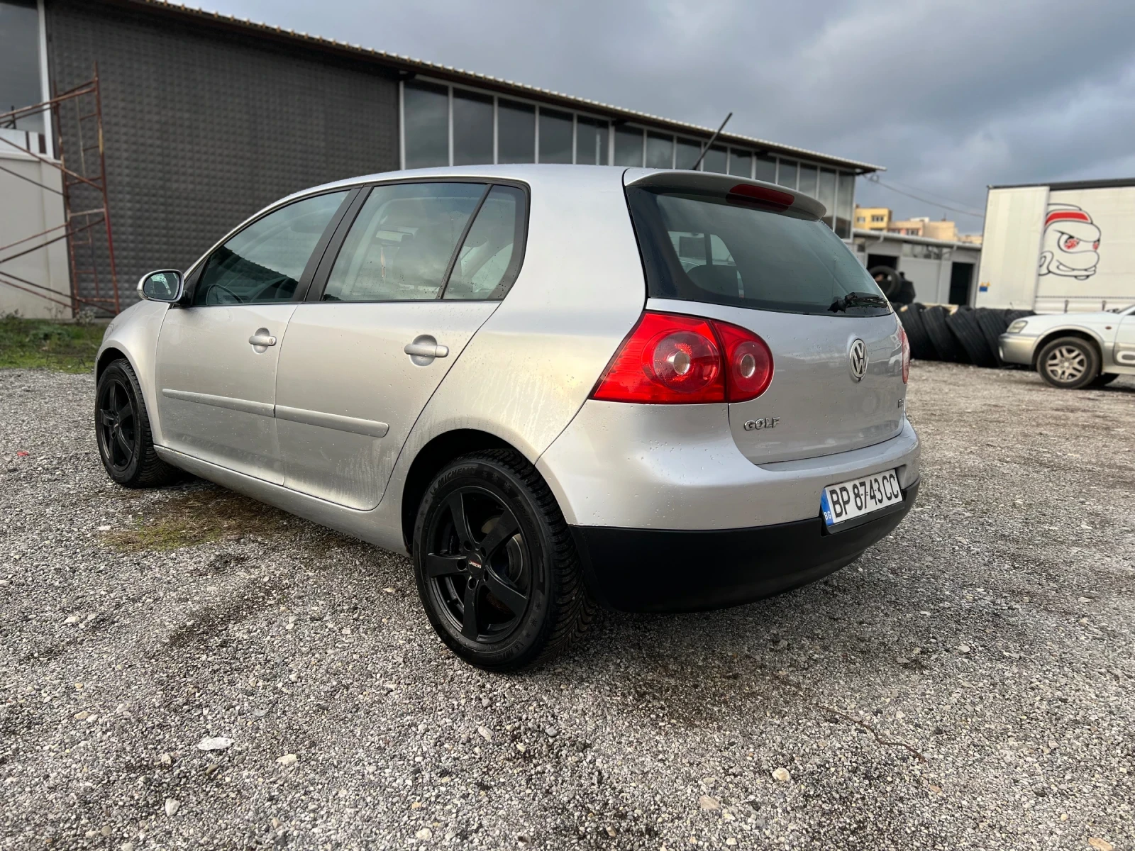 VW Golf 1.9 TDI 105 к.с - изображение 3