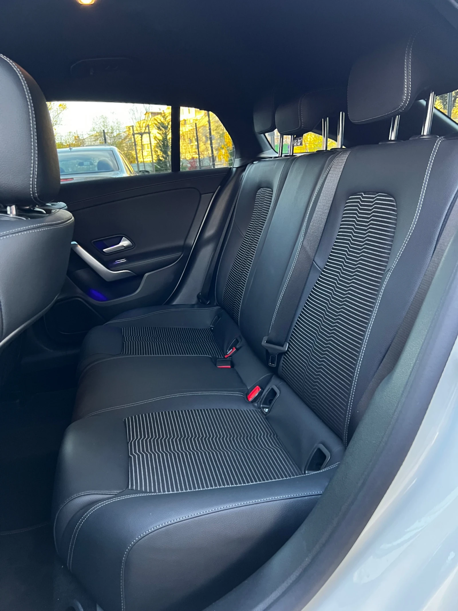 Mercedes-Benz CLA 200 2024 ����������� MULTIBEAM* AMBIENT* DISTR* LANE*  | Mobile.bg � ����������� 11