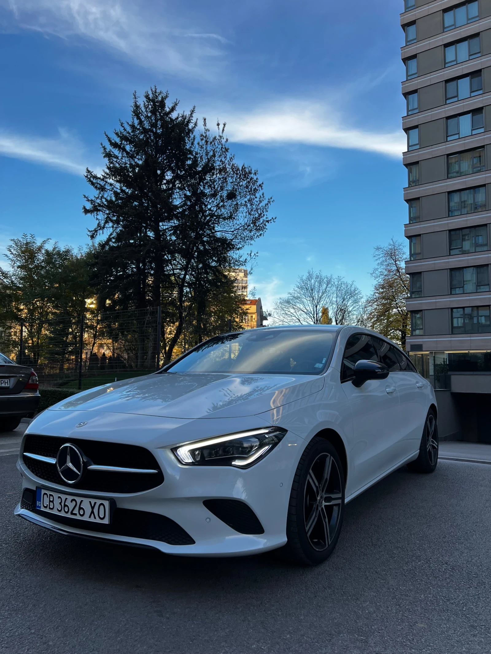 Mercedes-Benz CLA 200 2024 ГАРАНЦИОНЕН MULTIBEAM* AMBIENT* DISTR* LANE*  - изображение 2