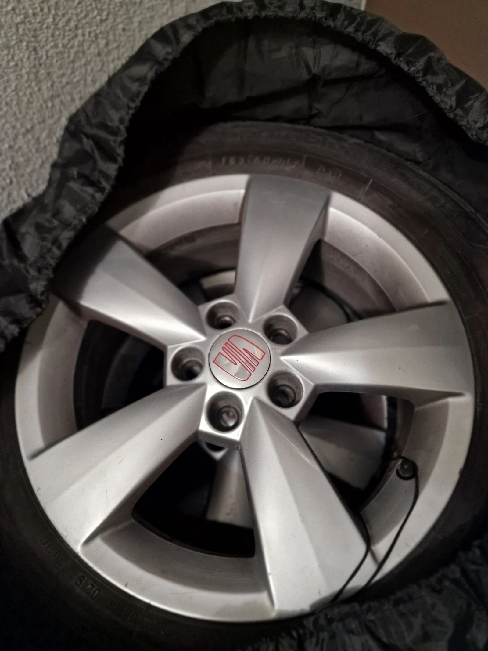 Seat Ibiza  - изображение 8