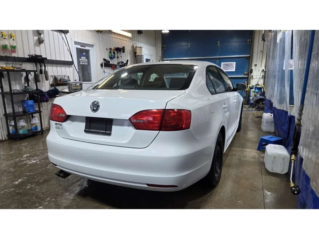 VW Jetta * Trendline/Trendline+ * CARFAX * ЦЕНА ДО БГ - изображение 7