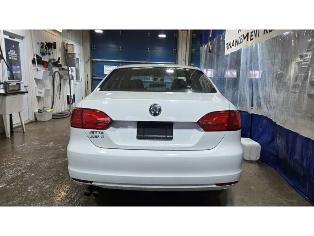VW Jetta * Trendline/Trendline+ * CARFAX * ЦЕНА ДО БГ - изображение 6