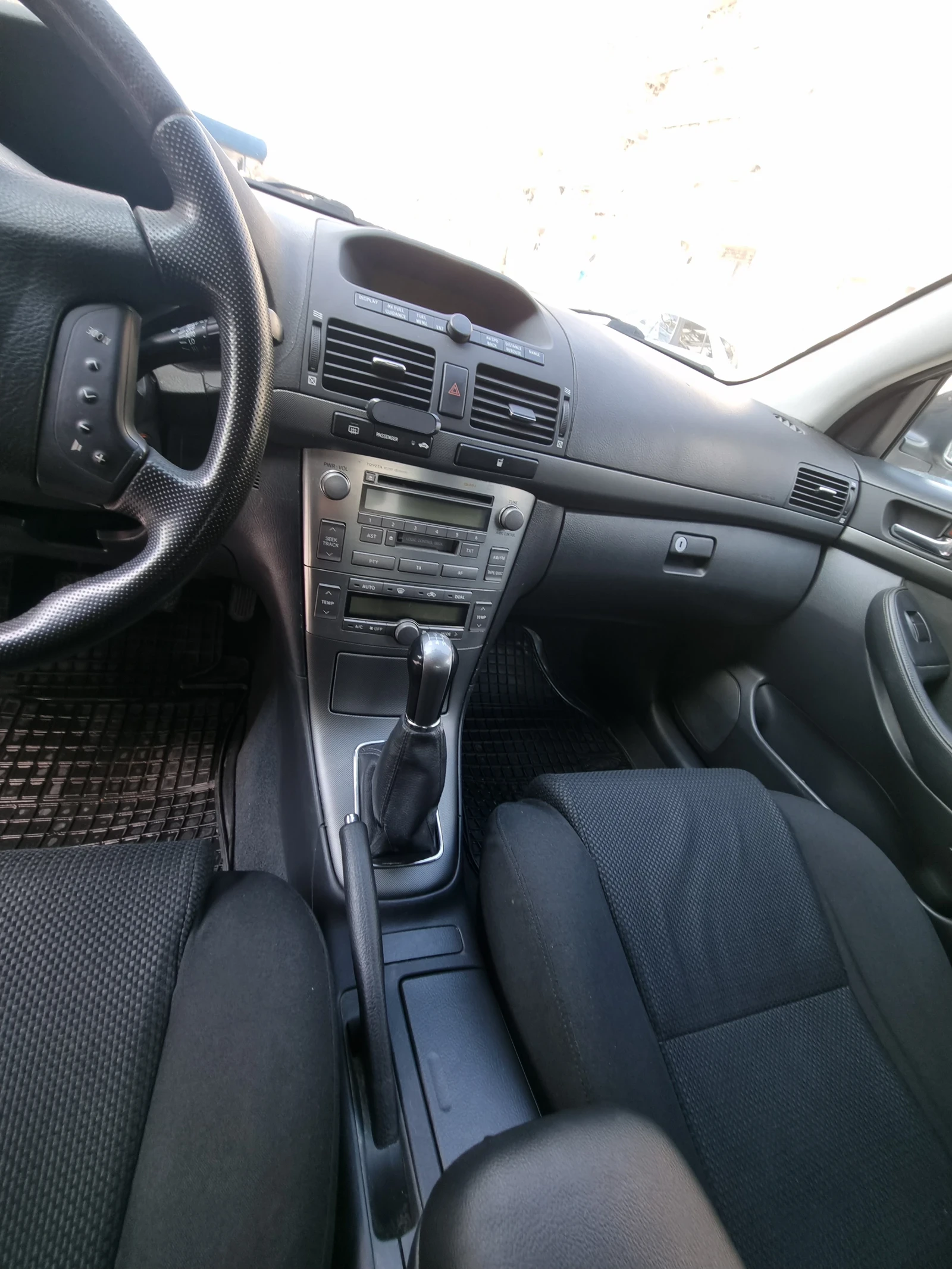 Toyota Avensis | Mobile.bg � ����������� 14