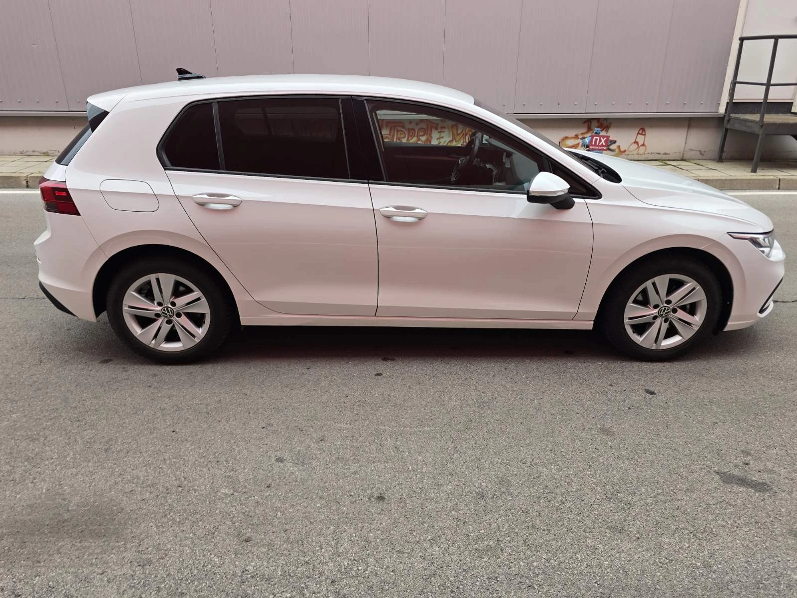 VW Golf 1.5 eTSI* DSG* 24, 500km! Каско! Гаранция!, снимка 4 - Автомобили и джипове - 53911632