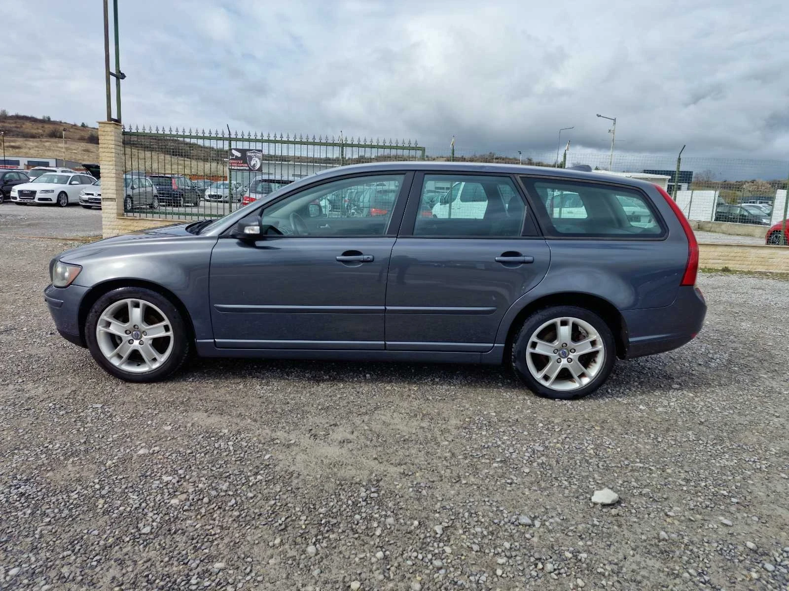 Volvo V50 1.6HDI 110к.с, снимка 5 - Автомобили и джипове - 54116031