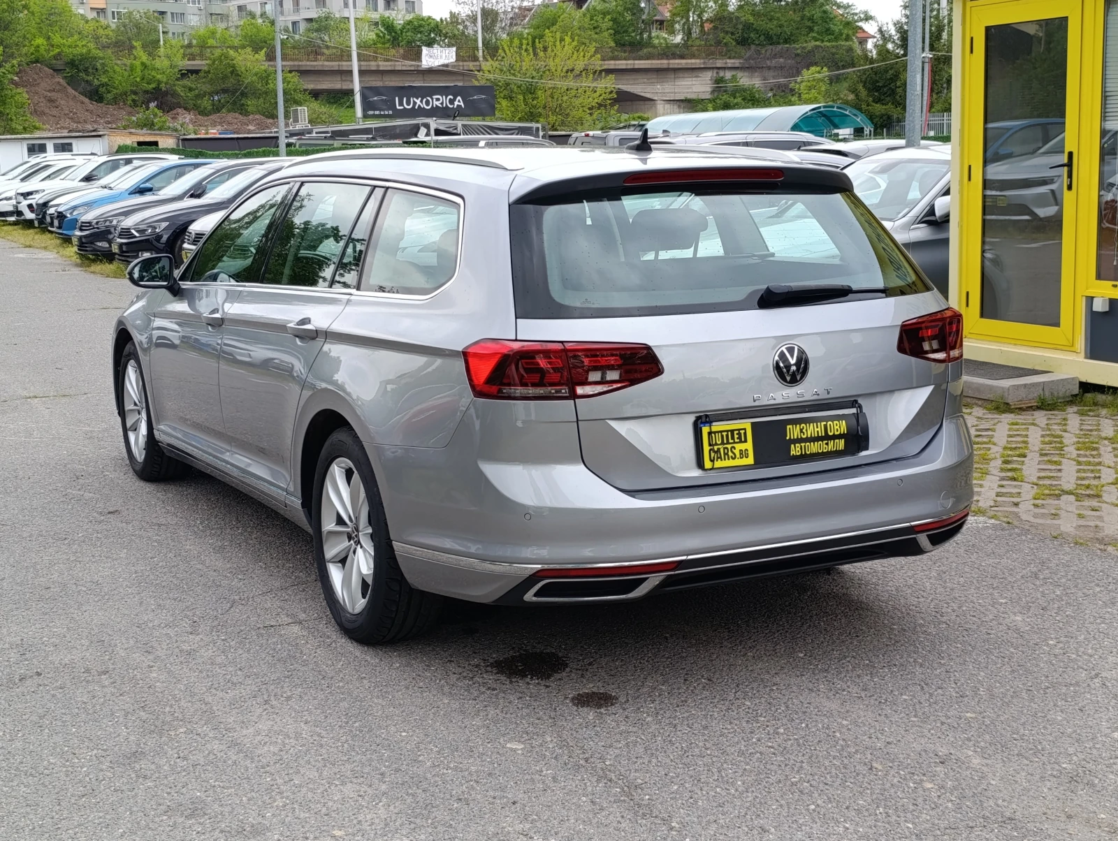 VW Passat 2.0TDI Comfortline, снимка 4 - Автомобили и джипове - 54573134