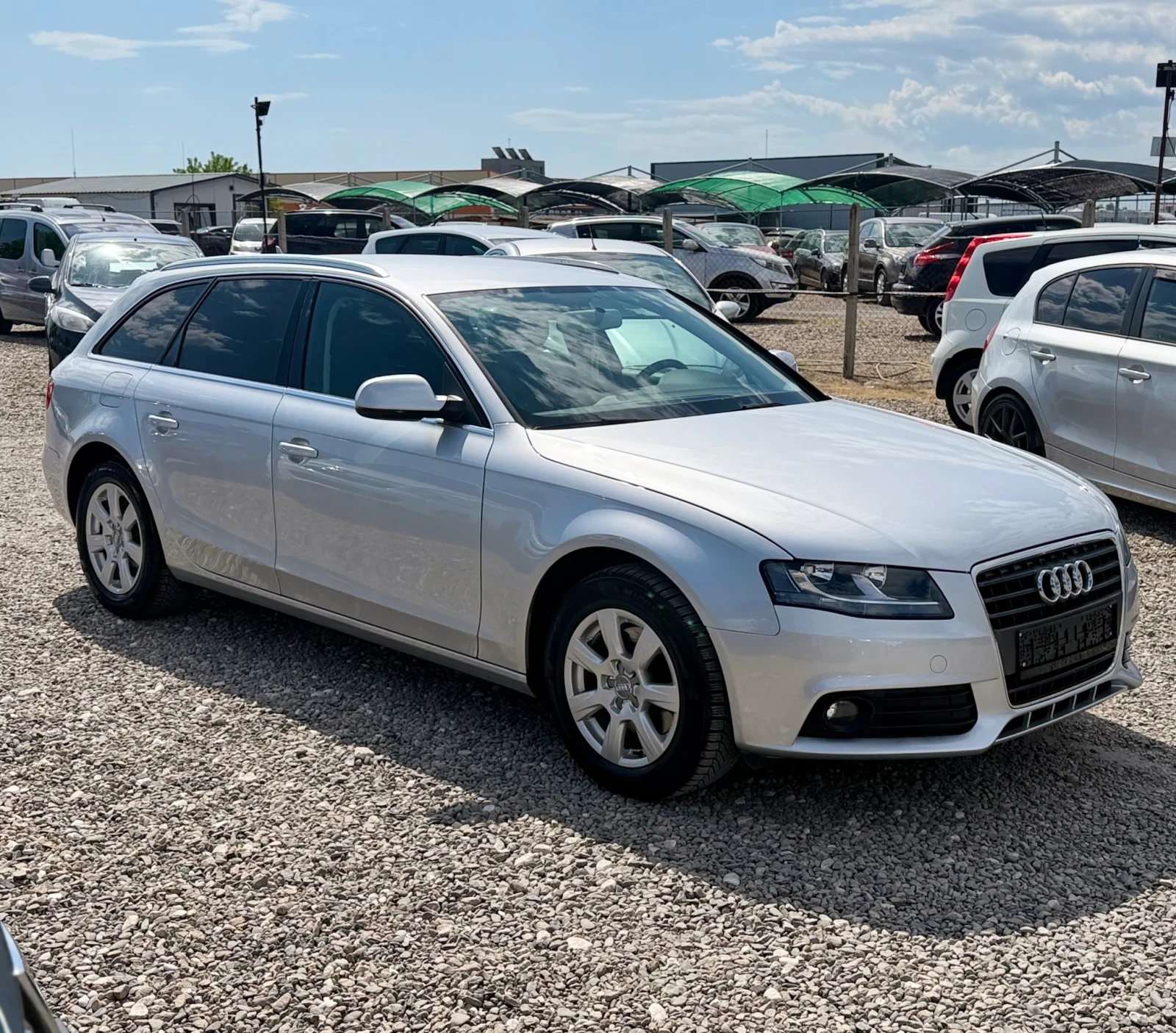 Audi A4 2.0 TDi 143кс АВТОМАТ НАВИГАЦИЯ , снимка 3 - Автомобили и джипове - 54573396