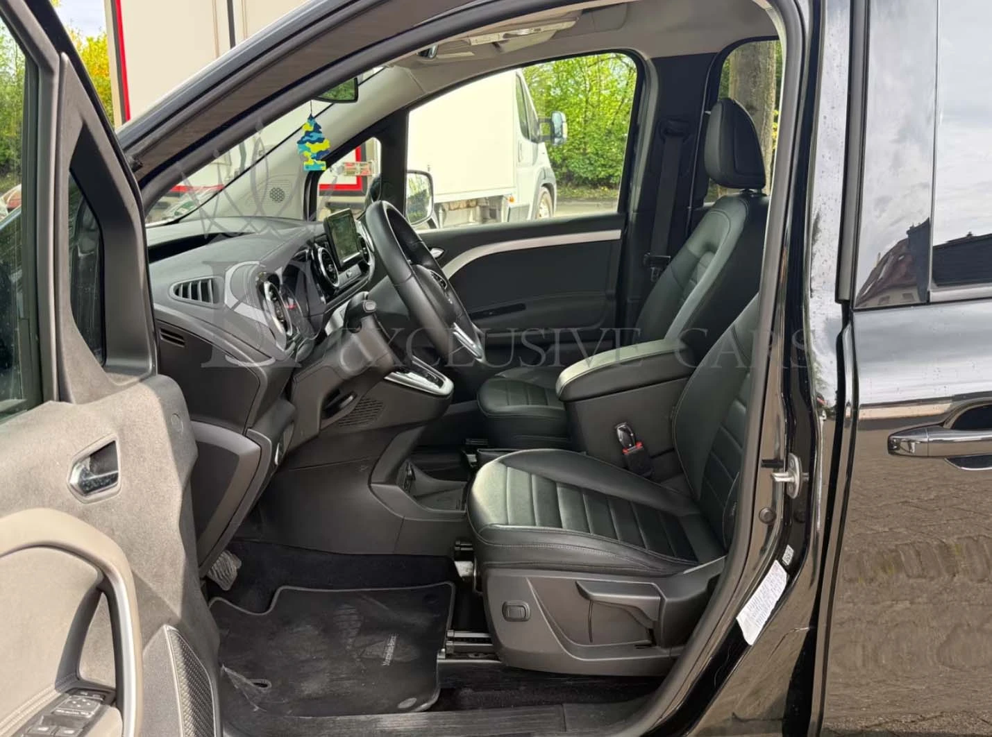 Mercedes-Benz T-класа 180d* PROGRESSIVE* , снимка 6 - Автомобили и джипове - 54868582