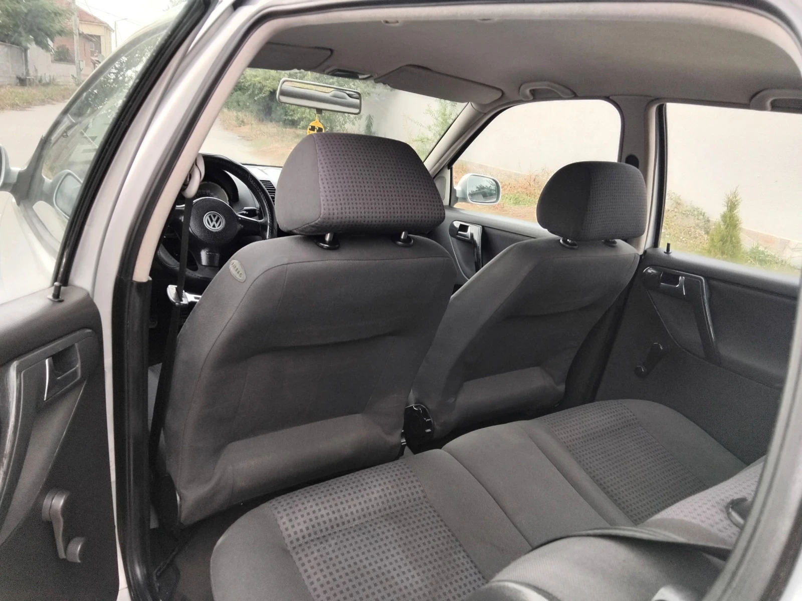VW Polo 1.4i.+ КЛИМА.БЕНЗИН. 2001г., снимка 17 - Автомобили и джипове - 55148279
