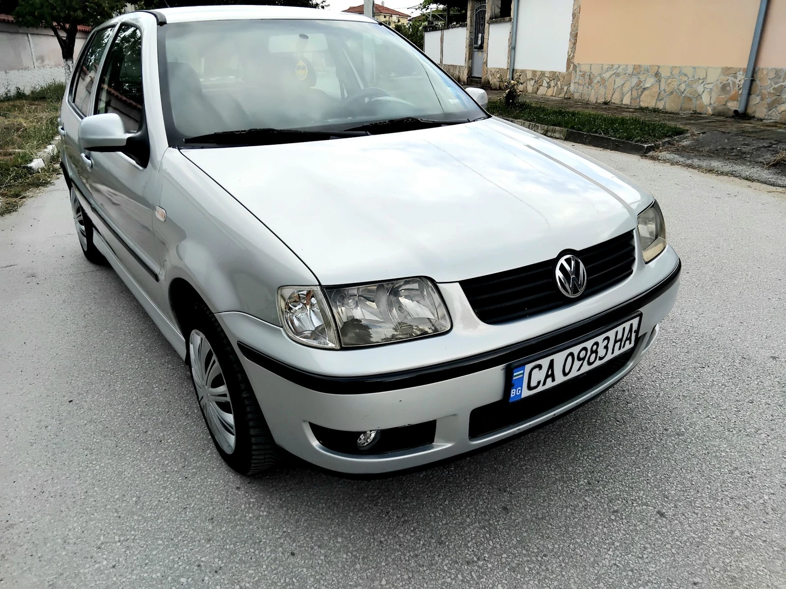 VW Polo 1.4i.16V+ КЛИМА.БЕНЗИН. 2001г., снимка 9 - Автомобили и джипове - 55148279