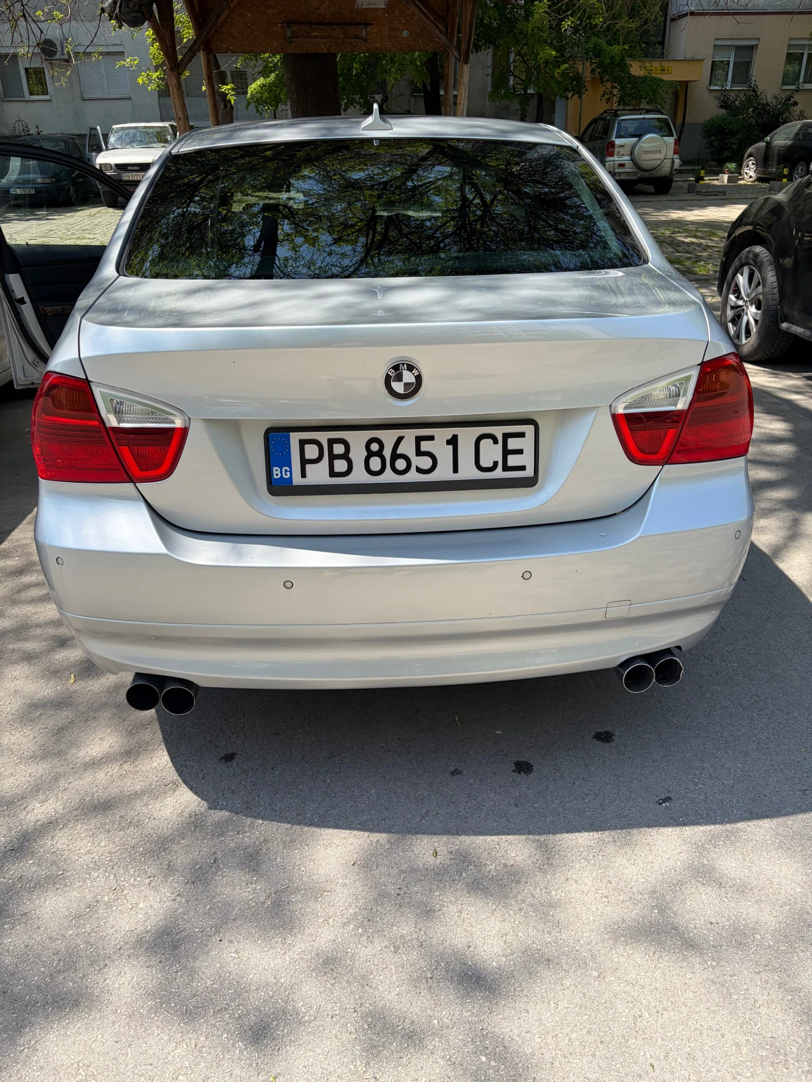 BMW 330, снимка 3 - Автомобили и джипове - 55161079