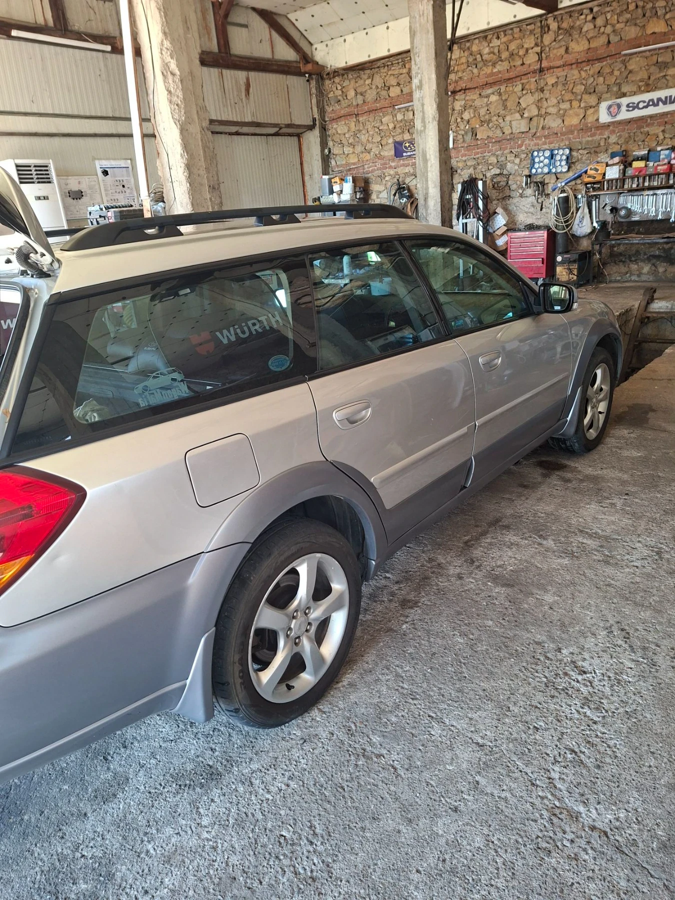 Subaru Outback 2.5 турбо ХТ, снимка 14 - Автомобили и джипове - 55563836