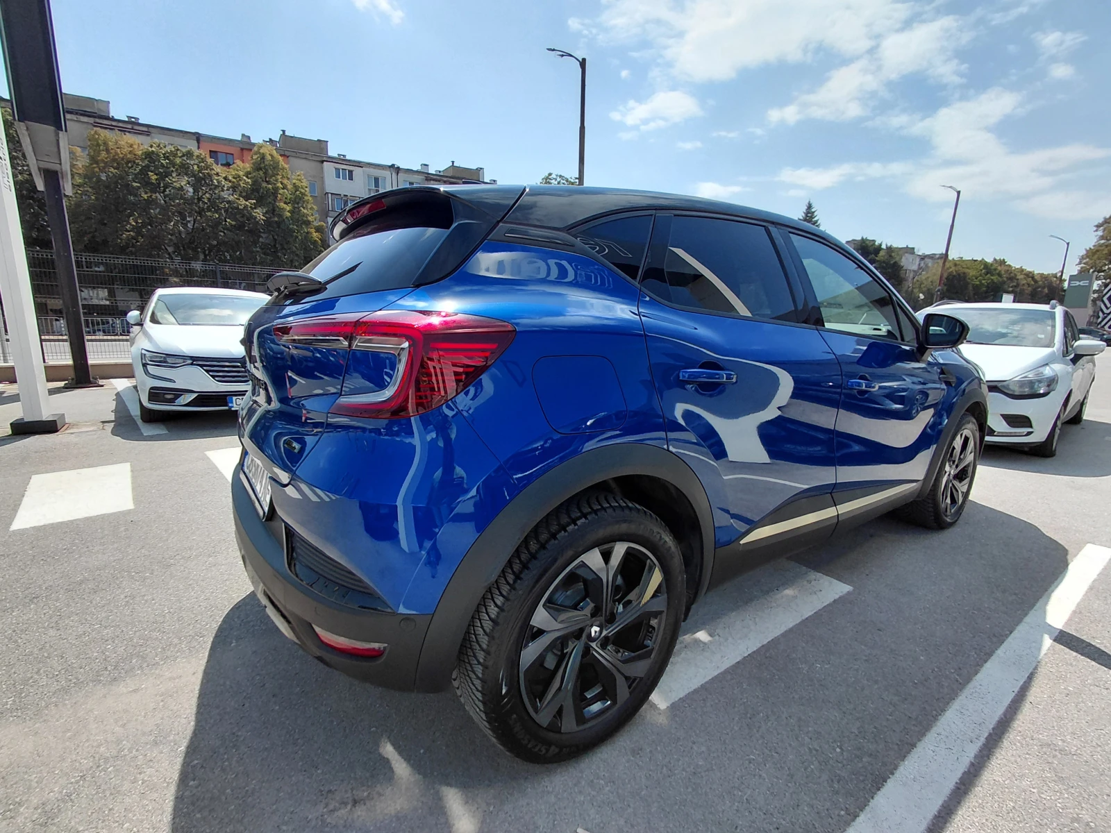 Renault Captur 1.6 E-TECH Engineering - Plug-in Hybrid, снимка 7 - Автомобили и джипове - 55637704
