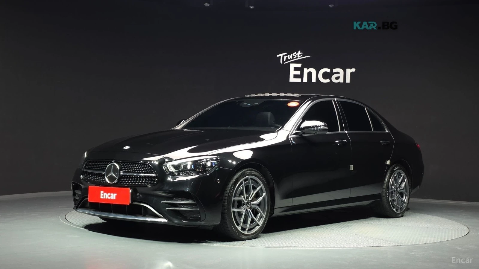 Mercedes-Benz E 220 d/4MATIC/AMG-LINE/SUNROOF/HEAD-UP