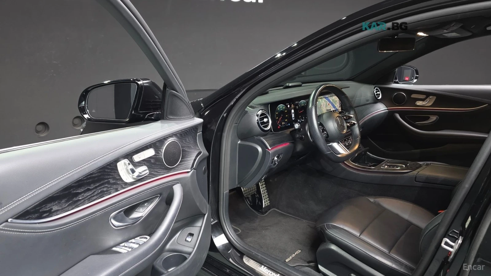 Mercedes-Benz E 220 d/4MATIC/AMG-LINE/SUNROOF/HEAD-UP, снимка 5 - Автомобили и джипове - 55720191