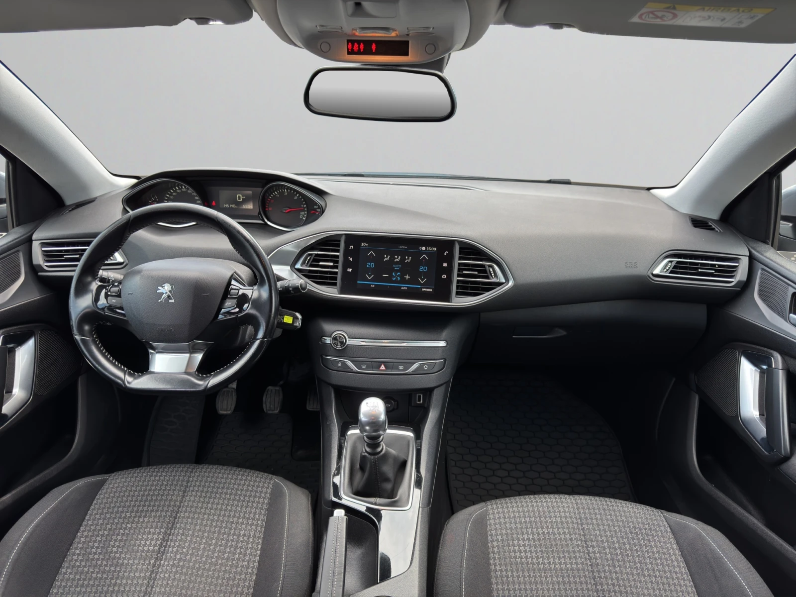Peugeot 308 NEW ACTIVE 1.5 e-HDI 130 BVM6 EURO 6.2, снимка 10 - Автомобили и джипове - 55802080