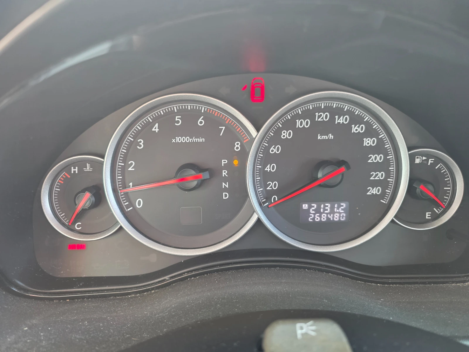 Subaru Legacy 2.0, снимка 8 - Автомобили и джипове - 56439872
