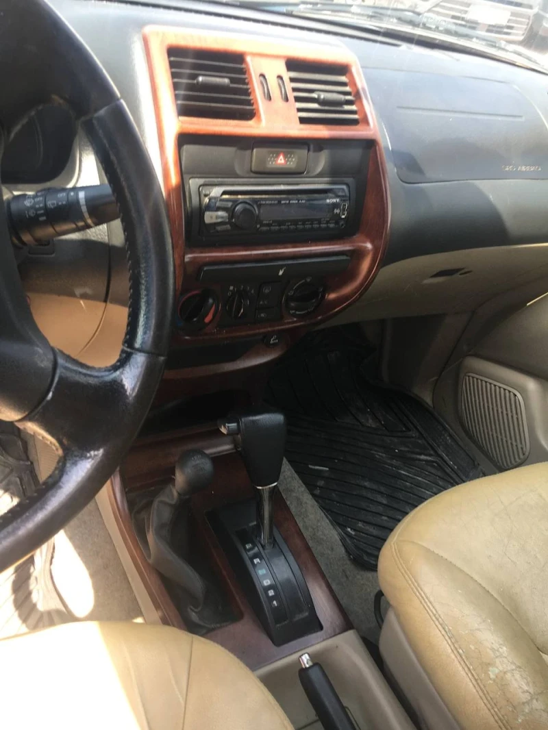 Nissan Terrano, снимка 9 - Автомобили и джипове - 48530752