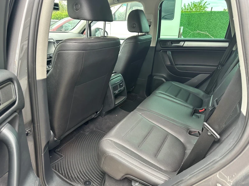 VW Touareg 3.6 V6 4MOTION 8-speed Automatic, снимка 7 - Автомобили и джипове - 51923586