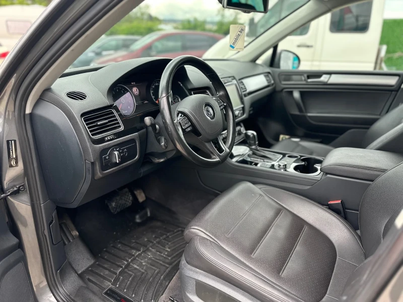 VW Touareg 3.6 V6 4MOTION 8-speed Automatic, снимка 6 - Автомобили и джипове - 51923586
