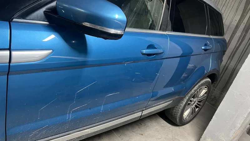 Land Rover Evoque, снимка 5 - Автомобили и джипове - 52541373