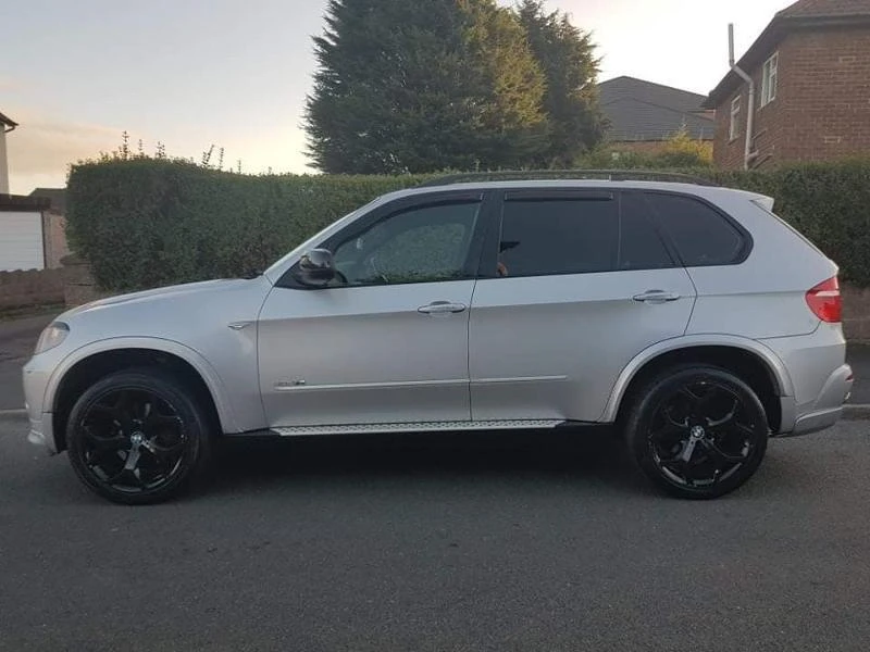 BMW X5 235к.с. - изображение 8