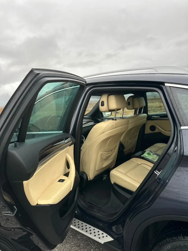 BMW X6 4.0 - изображение 7