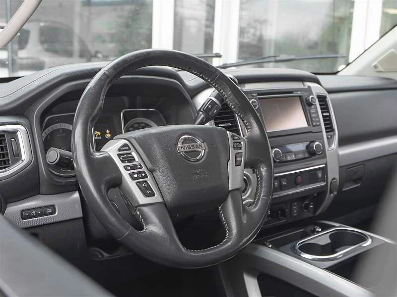 Nissan Titan crew cab  Pro-4x* Intercooled Turbo Diesel V-8 5.0 L - изображение 6