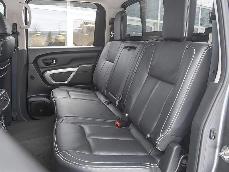 Nissan Titan crew cab  Pro-4x* Intercooled Turbo Diesel V-8 5.0 L - изображение 9