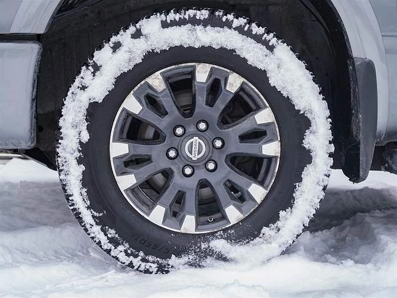 Nissan Titan crew cab  Pro-4x* Intercooled Turbo Diesel V-8 5.0 L, снимка 17 - Автомобили и джипове - 53576941