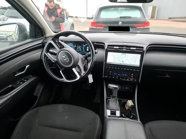 Hyundai Tucson 1.6 CRDI/136HP/TREND/NAVI/CAM/AUTOMATIC/, снимка 6 - Автомобили и джипове - 53926010