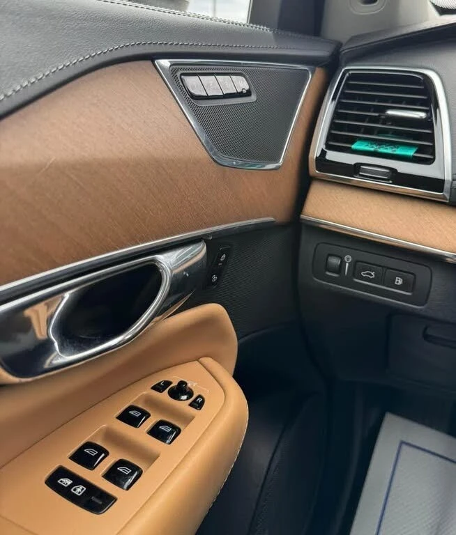 Volvo Xc90 T8 INSCRIPTION/KAMEPA/LANE ASSIST/KEYLESS/HYBRID , снимка 12 - Автомобили и джипове - 54529434