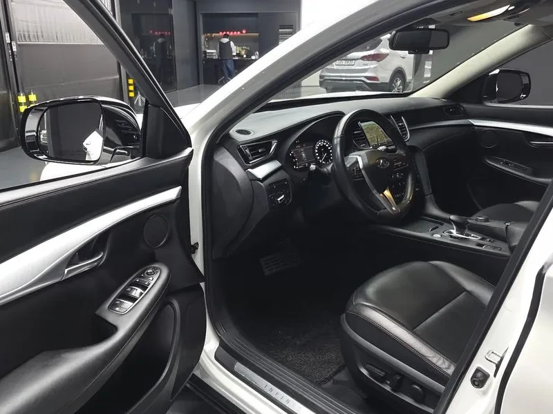 Infiniti QX50 2.0 ESSENTIAL, снимка 10 - Автомобили и джипове - 54931388
