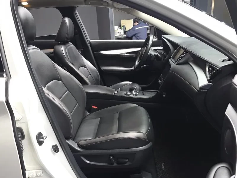 Infiniti QX50 2.0 ESSENTIAL, снимка 11 - Автомобили и джипове - 54931388