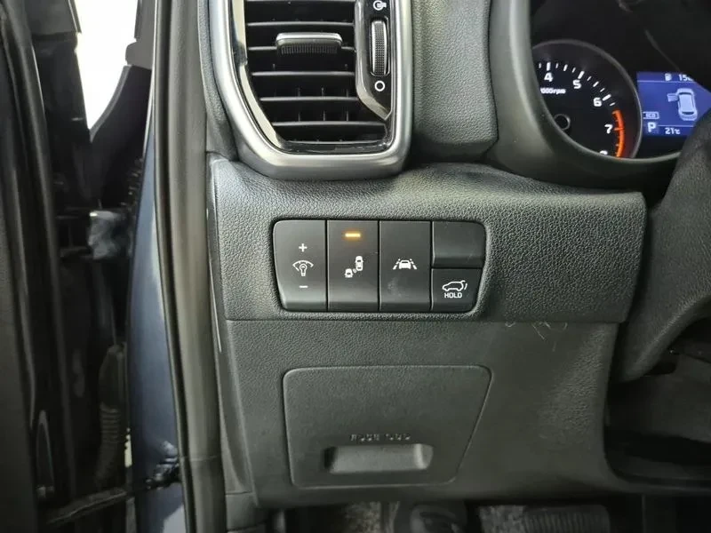 Kia Sportage  The Bold Gasoline 2.0 2Wd Noblesse, снимка 16 - Автомобили и джипове - 55142726