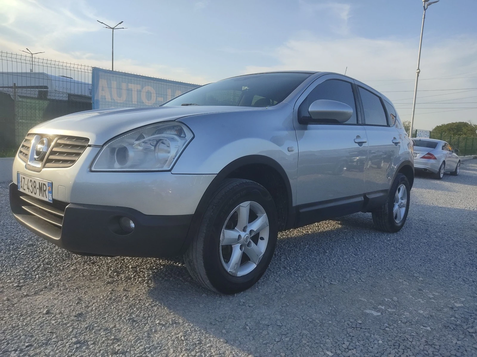 Nissan Qashqai 1.5DCi/6СКОРОСТИ/107k.c., снимка 1