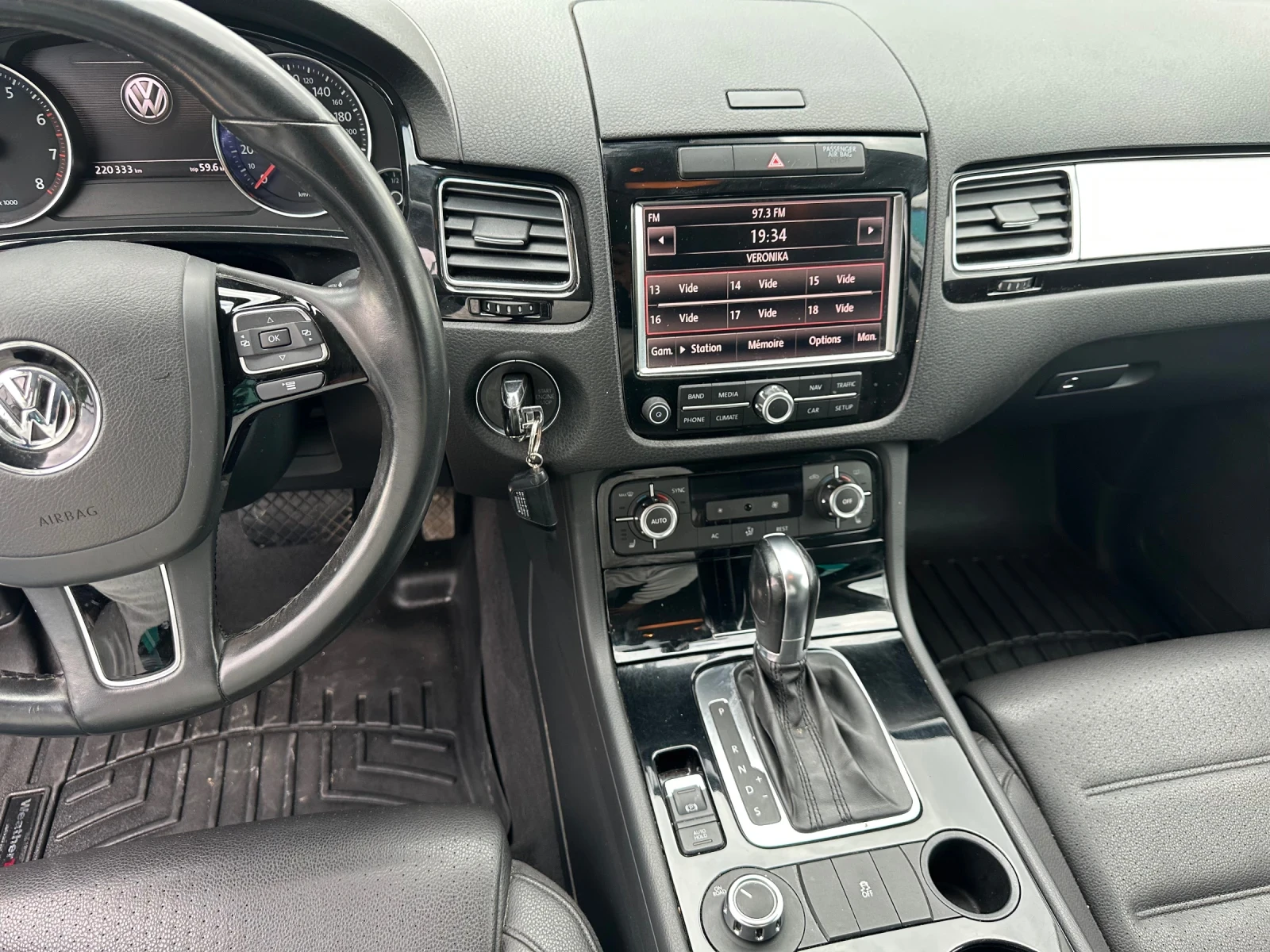 VW Touareg 3.6 V6 4MOTION 8-speed Automatic | Mobile.bg   11