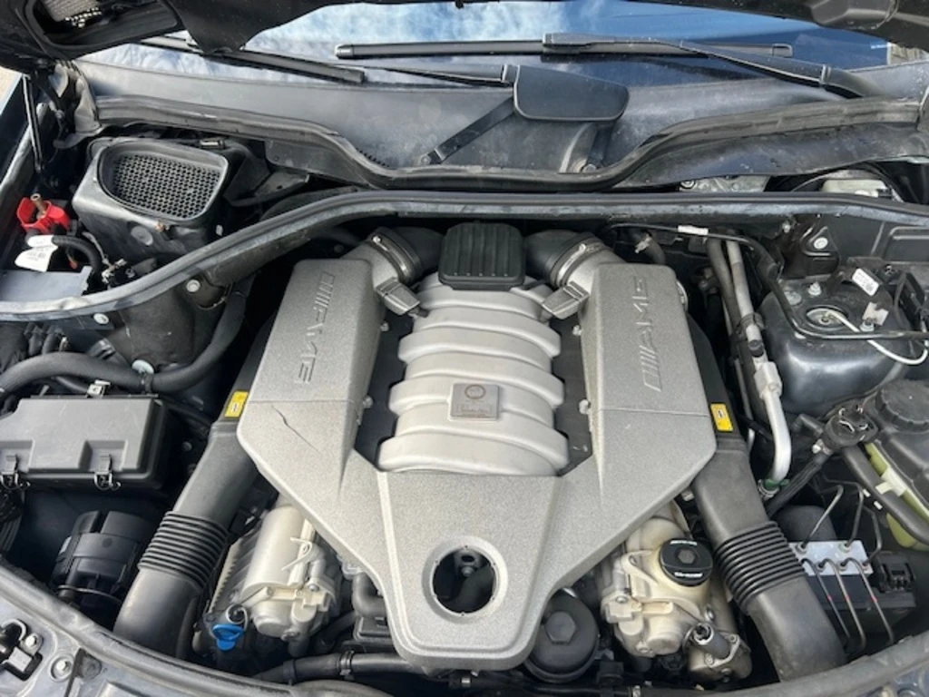 Mercedes-Benz ML 63 AMG 4MATIC* КОжа* Подгрев* Обдухване* Кейлес* Blind Sp - изображение 9