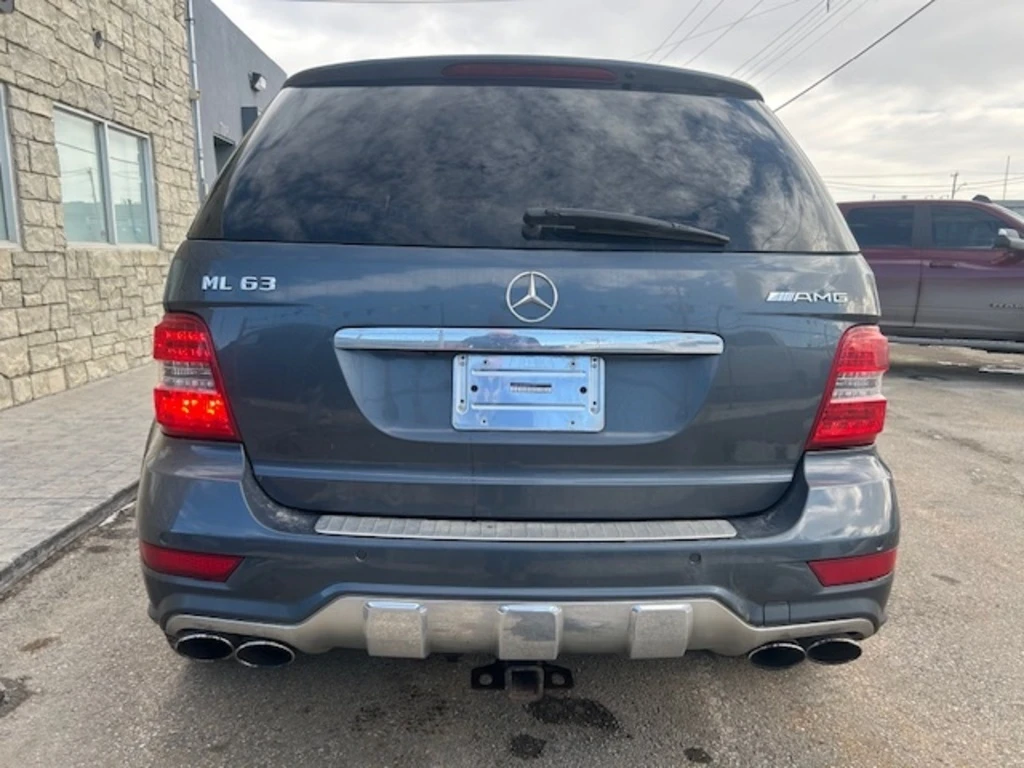 Mercedes-Benz ML 63 AMG 4MATIC* КОжа* Подгрев* Обдухване* Кейлес* Blind Sp - изображение 7