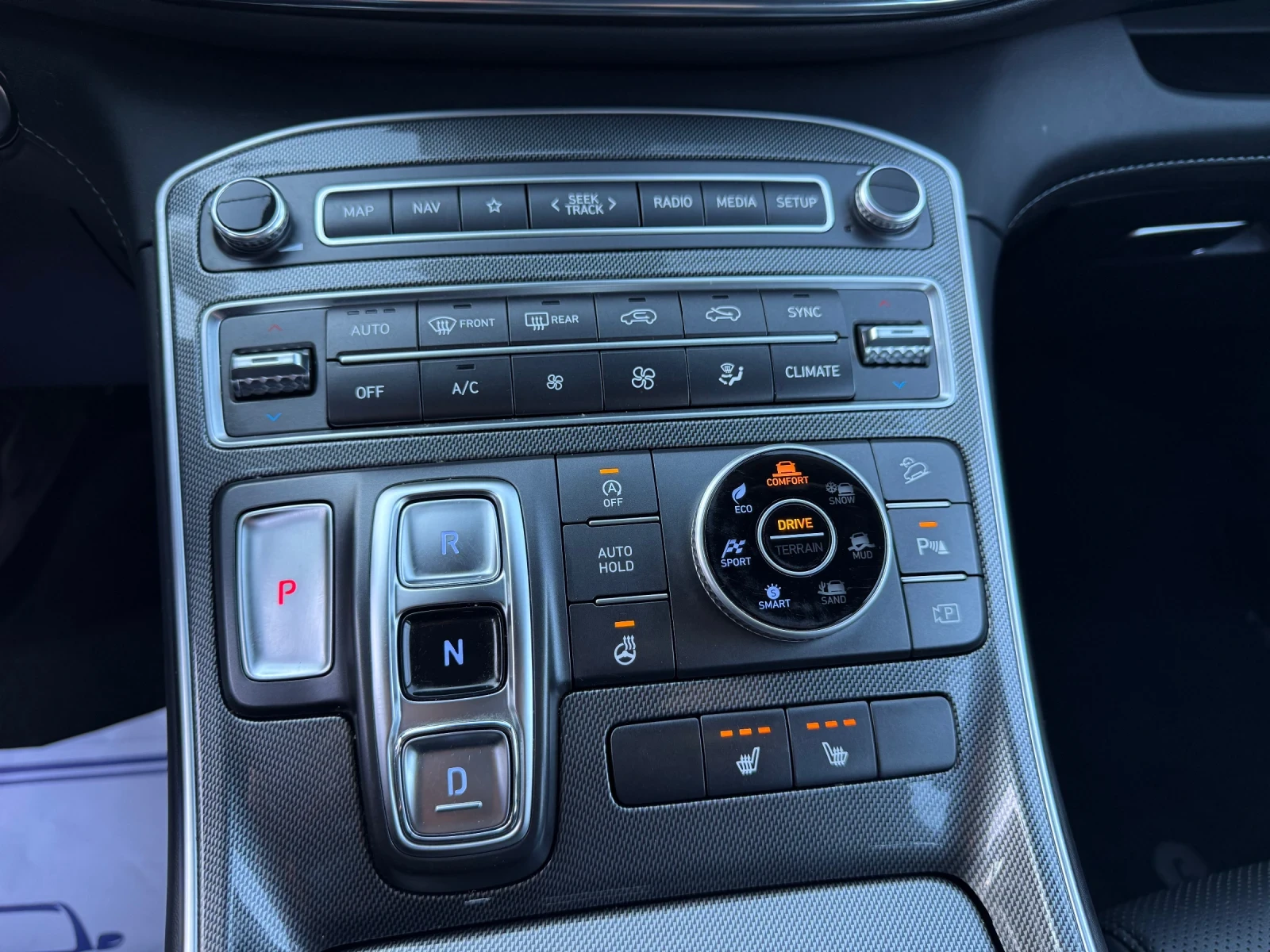 Hyundai Santa fe 2.2CRDi/FACELIFT/HTRAC/4WD/8 СК/DISTRONIC, снимка 12 - Автомобили и джипове - 53831241