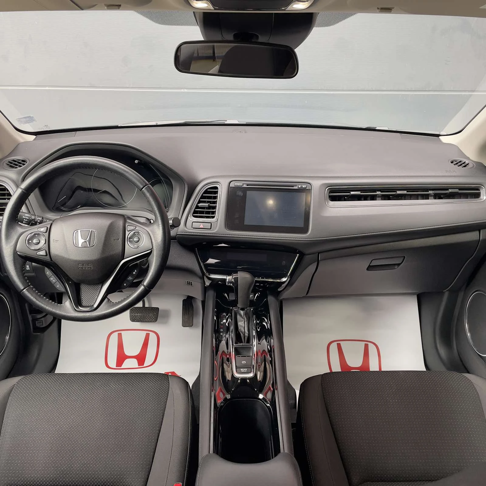 Honda Hr-v Elegance CVT, снимка 10 - Автомобили и джипове - 53865391