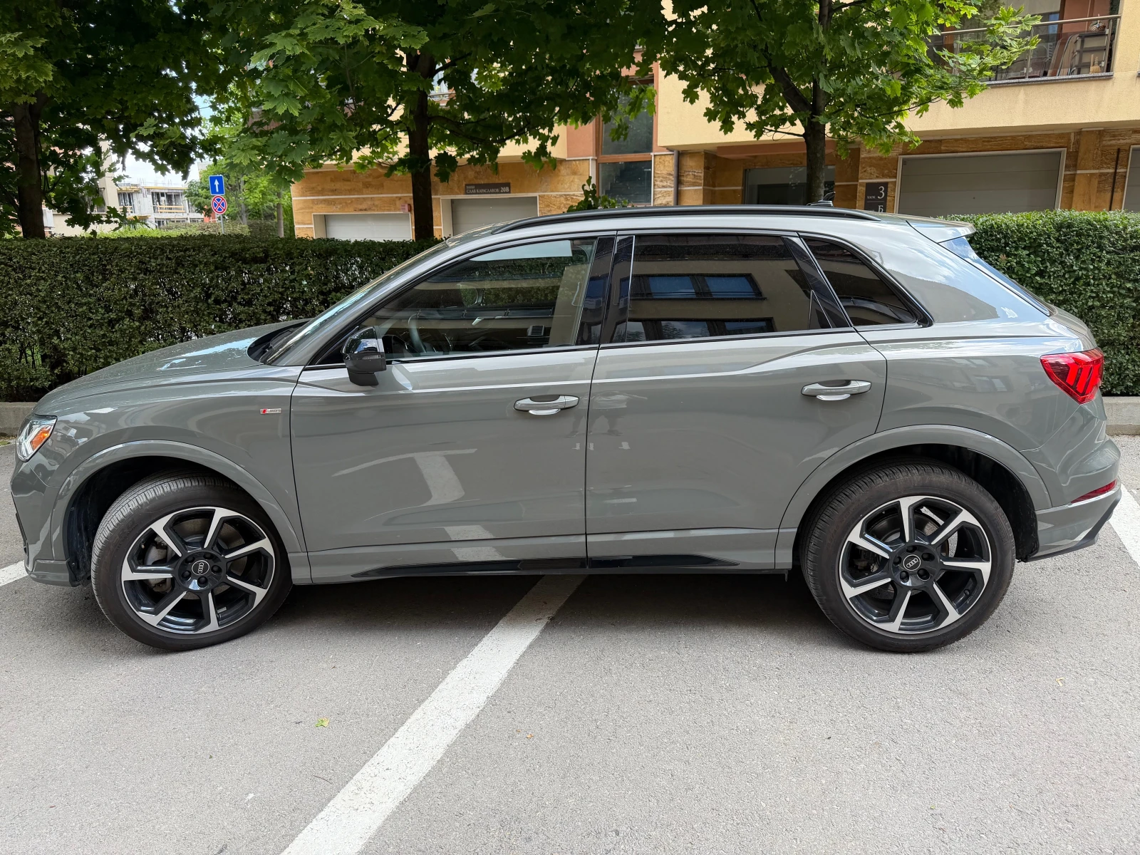 Audi Q3 4.5 TFSI Quattro S-Line , снимка 5 - Автомобили и джипове - 54816686